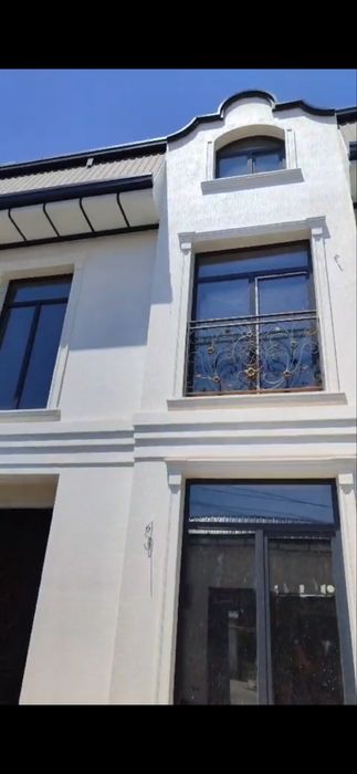 Янги хаёт туманида янги уй сотилади!!!