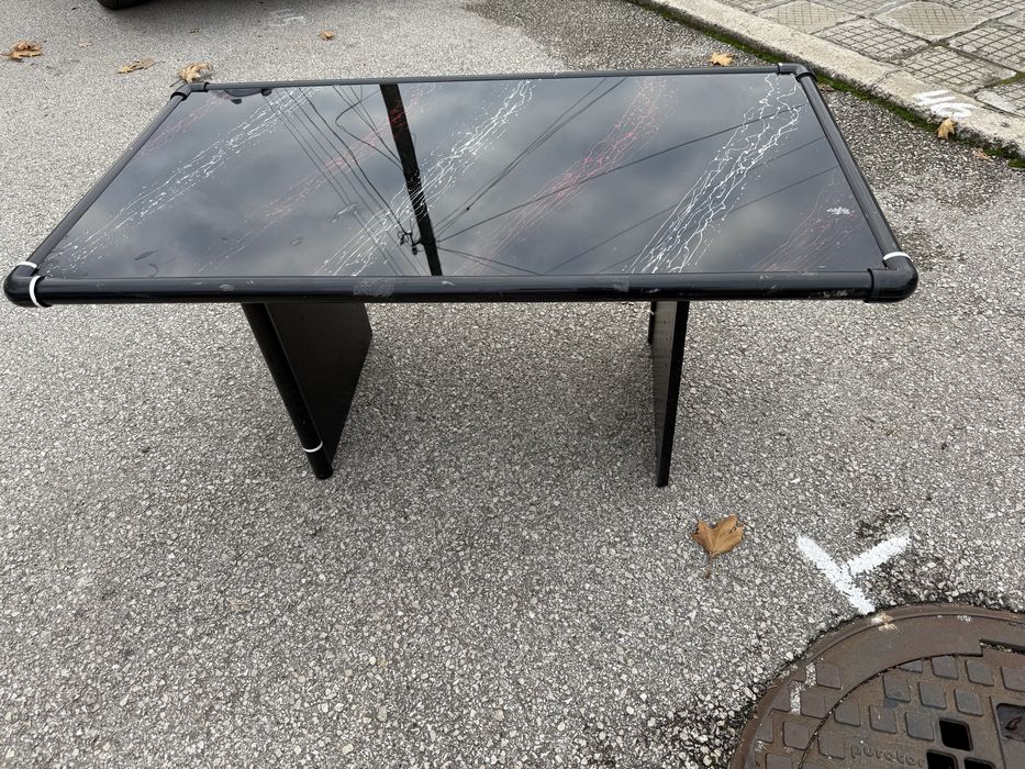 Малка и голяма маса