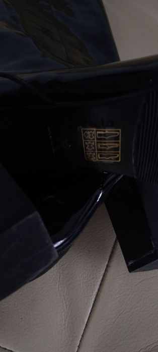 Cizme piele lăcuită 36