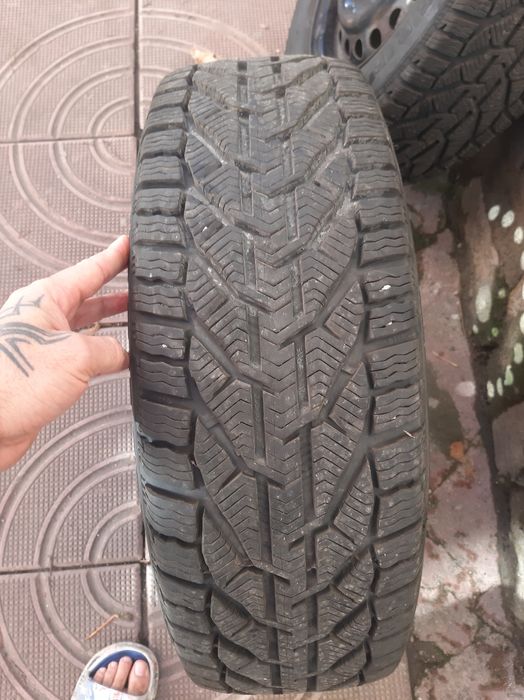 Зимни гуми 205/65R15 2024