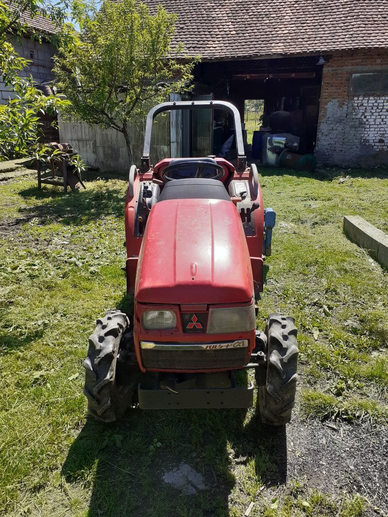 Tractor japonez 17 cp
