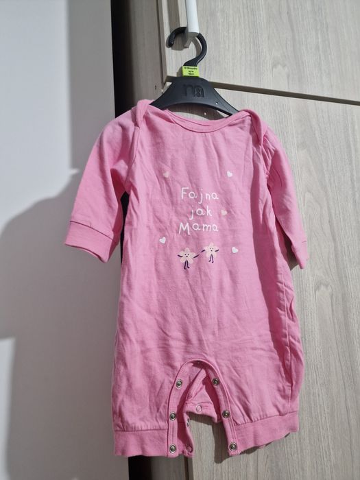 Vând articole fetita 0-3 luni