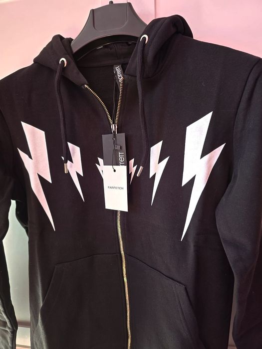 Neill Barrett - мъжки суичер в два цвята !