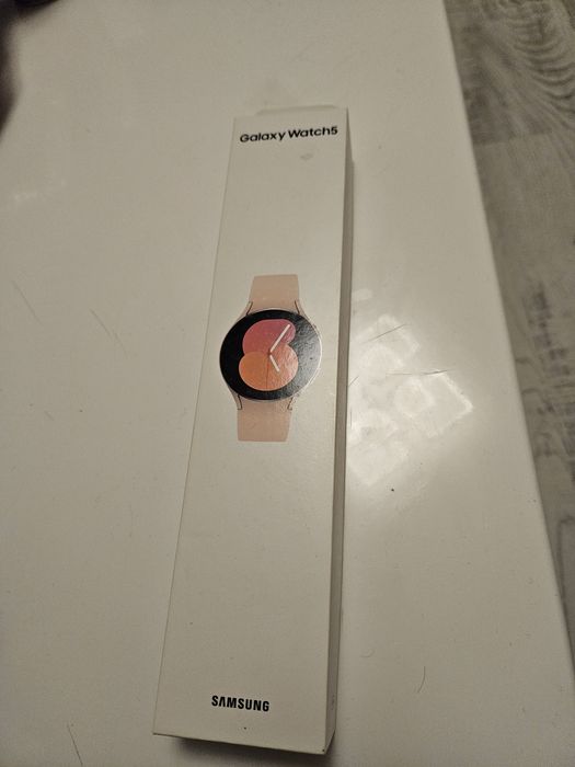 Samsung galaxy watch 5 de dama roz