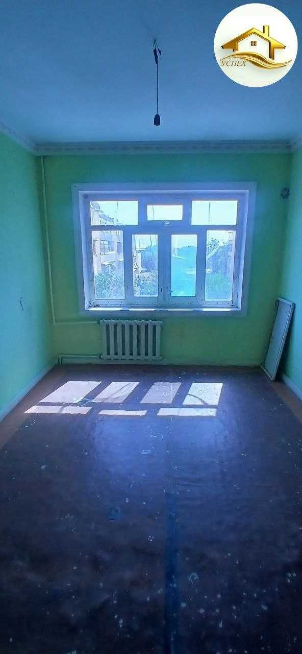 Срочно продаётся 2х квартира на 4 этаж оррДИНАМО БОЗОРЧА