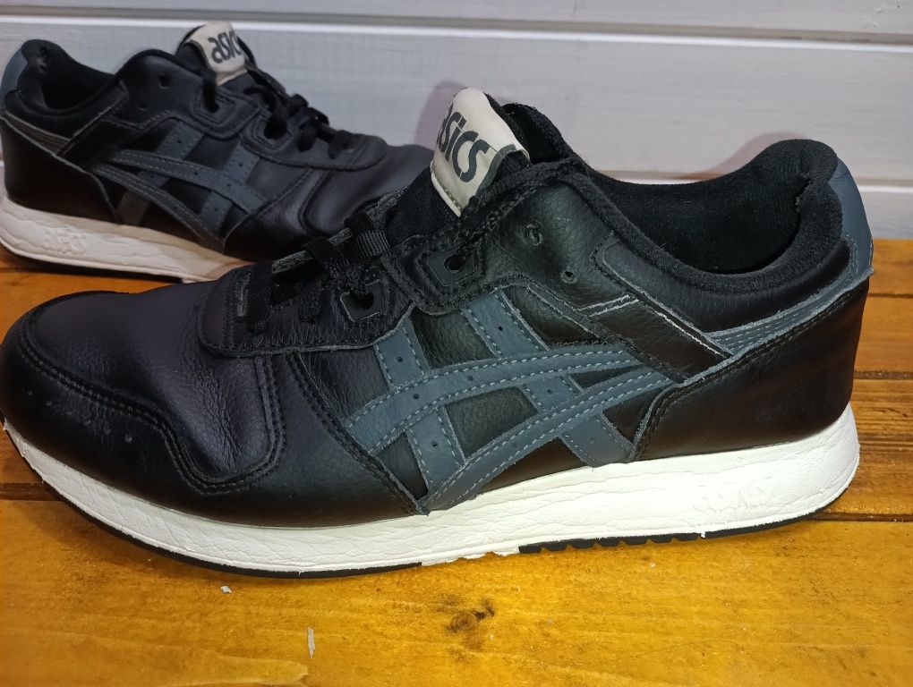 Asics кожени N 41,5 - 29 лв