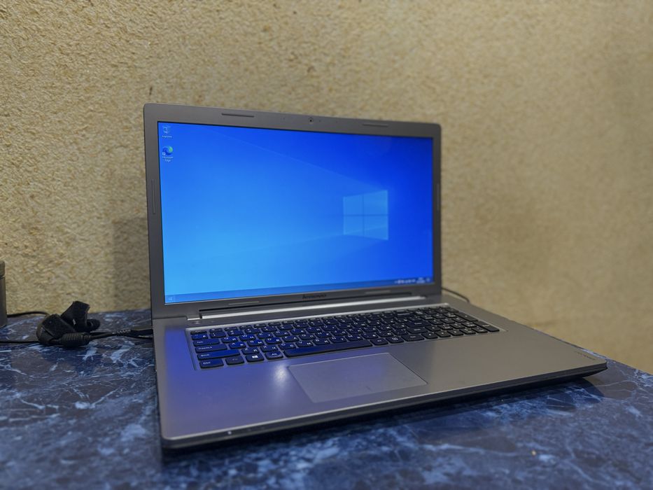 Lenovo 17 дюймой 8ядер/6gb/hdd 500