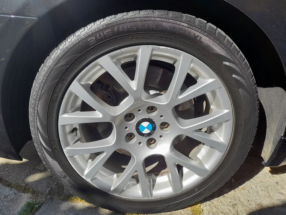 Vând set jante aliaj originale BMW R18 echipate cu anvelope pirelli