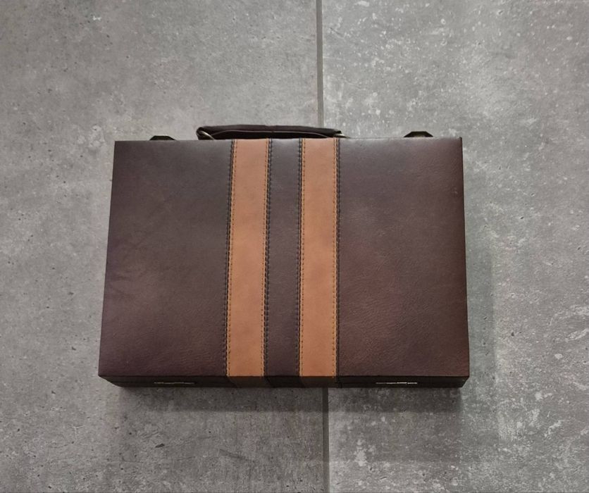 Кожена табла за игра