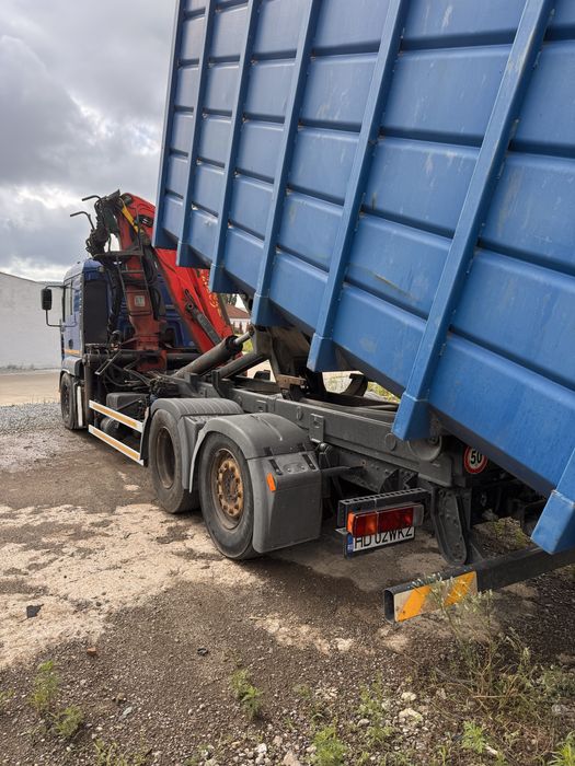 Camion Man Abrollkipper cu macara graifer