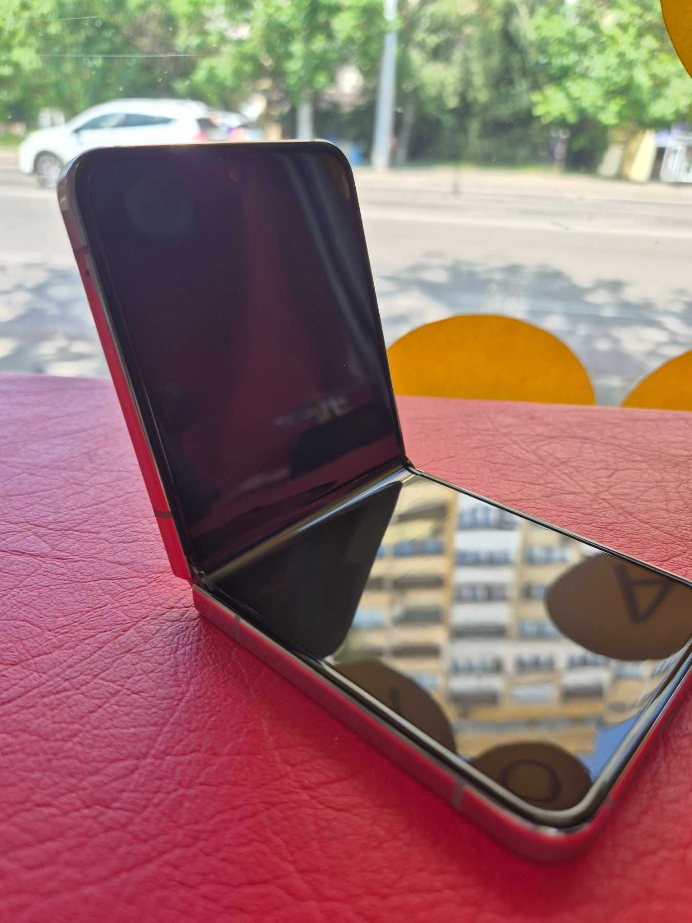 Samsung Galaxy Z Flip 5
