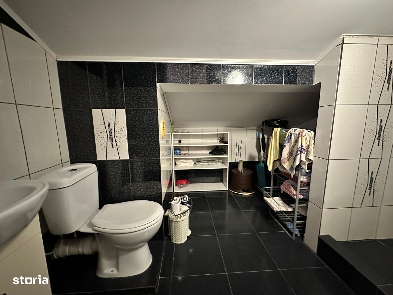 Soseaua Oltenitei-Vila P+1+M - 5 camere- 3 bai - Partial Mobilata