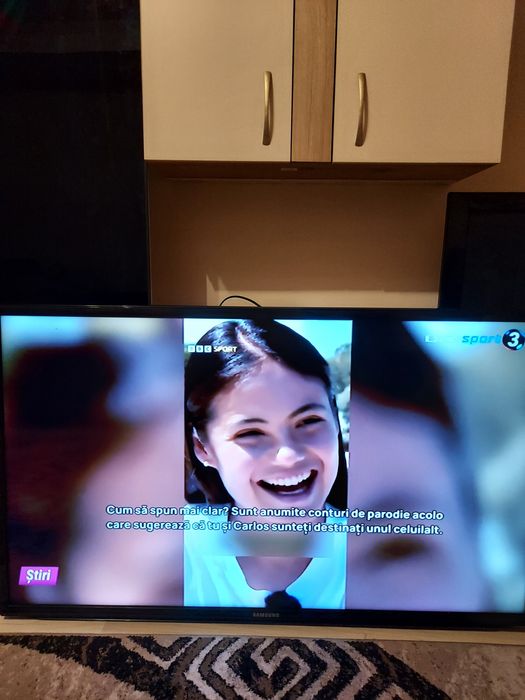 VIND 2 tv.Panasonic 127 cm si samsung  model  premium  impecabile 650