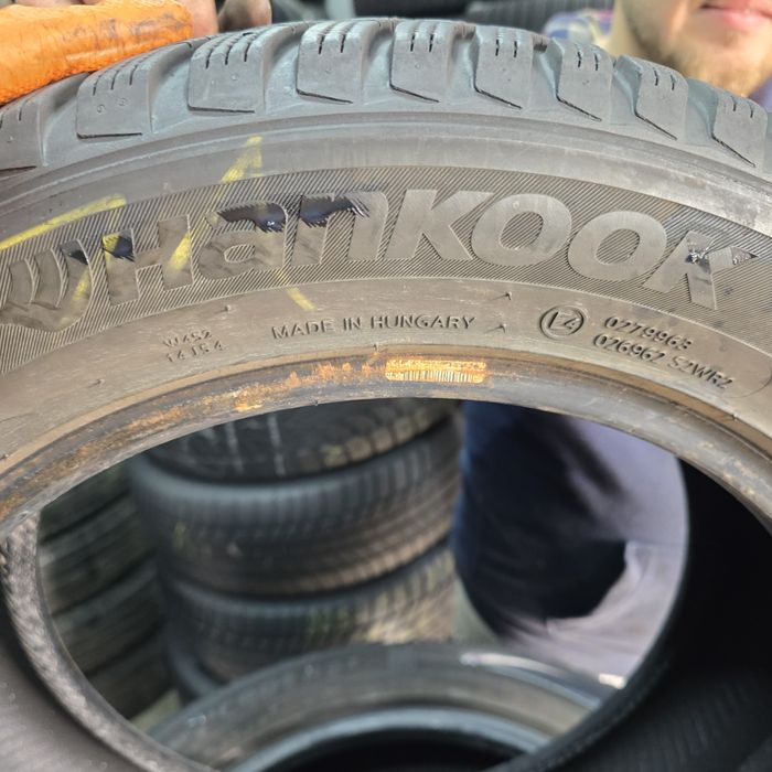 2x 205/55/16 M+S HANKOOK Stare excelentă