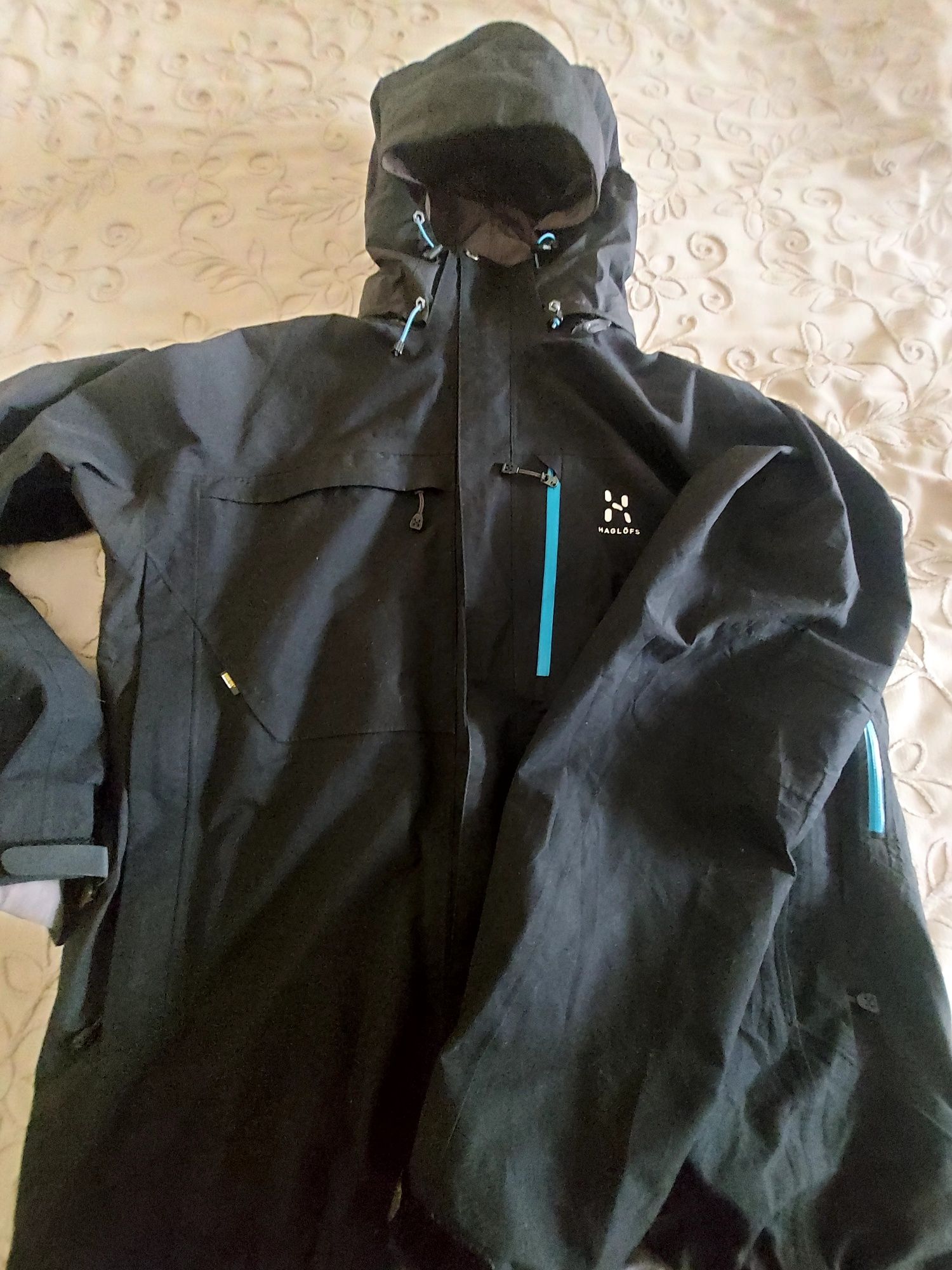 Туристическо яке Haglofs goretex размер XXL