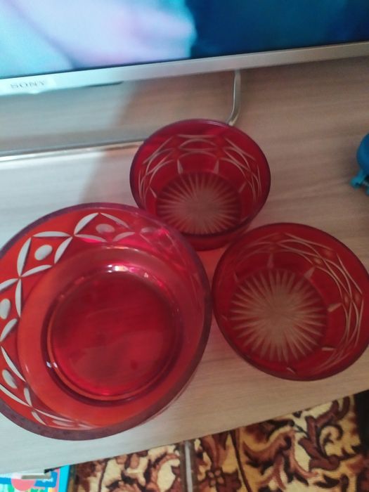 Продам советские салатницы.