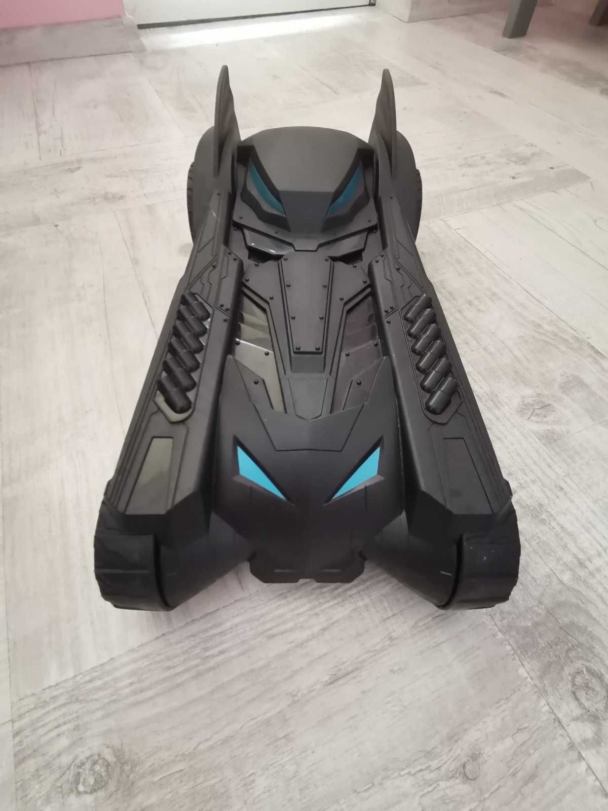Batman Кола Батмобил с фигура Батман 30 см