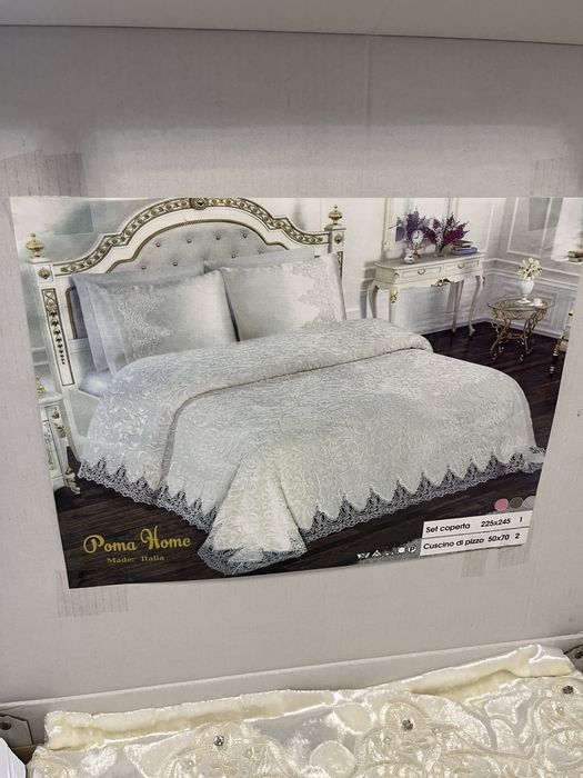 Покрывало с наволочками