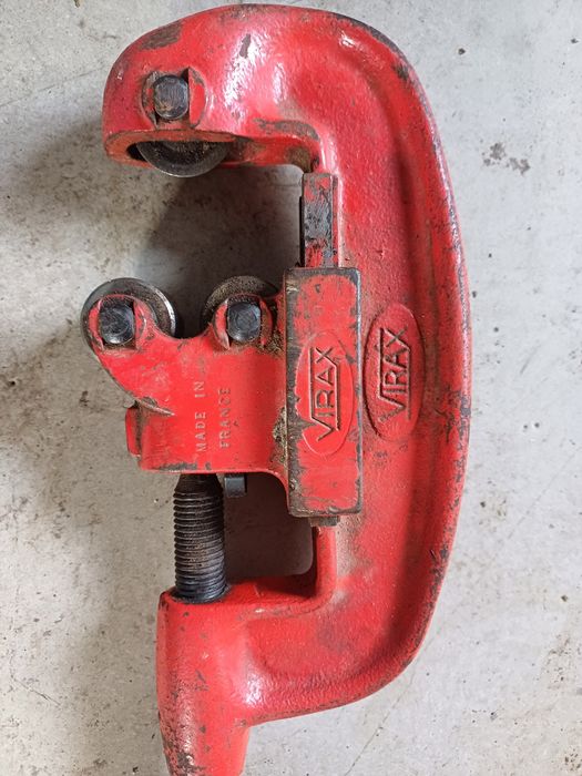 Virax taietor țeavă