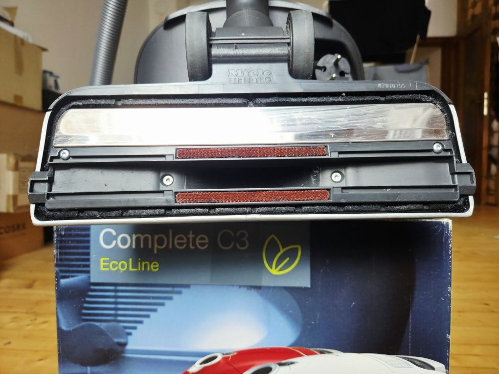Miele Complete C3 Comfort Boost EcoLine прахосмукачка