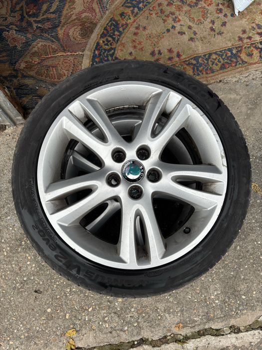 Jante Aliaj Skoda cu cauciuri de vara 205/45/R16
