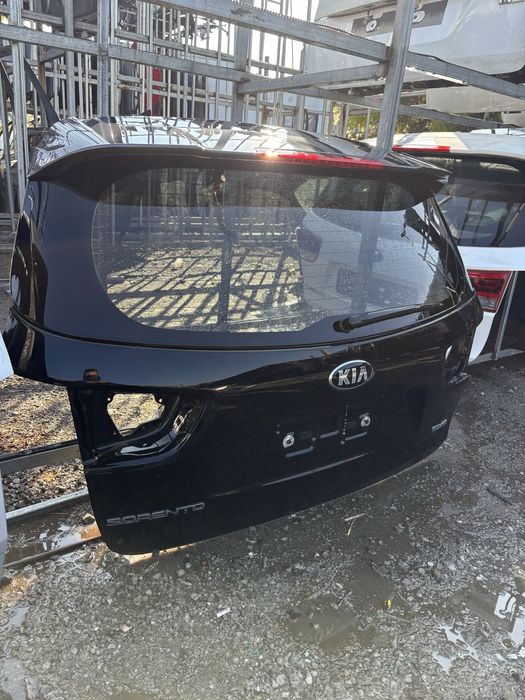 Заден капак за KIA SORENTO 2018год.