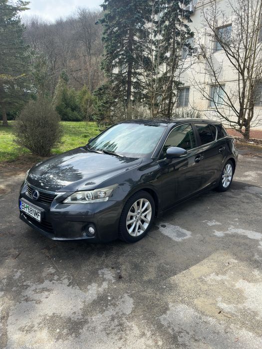 Autoturism Lexus CT200h