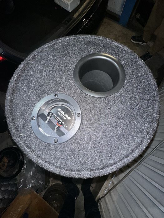 Vand cutie de subwoofer alpine 30cm