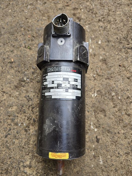 Servo motor / unitati de control - CNC