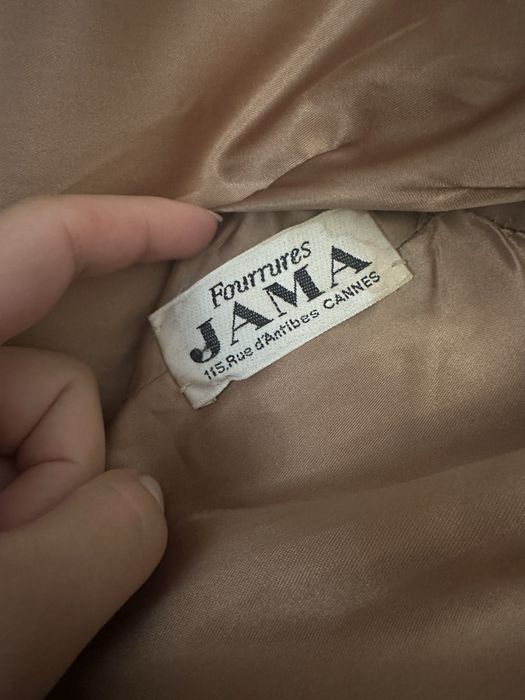 Blană Fourrures Jama- CANNES