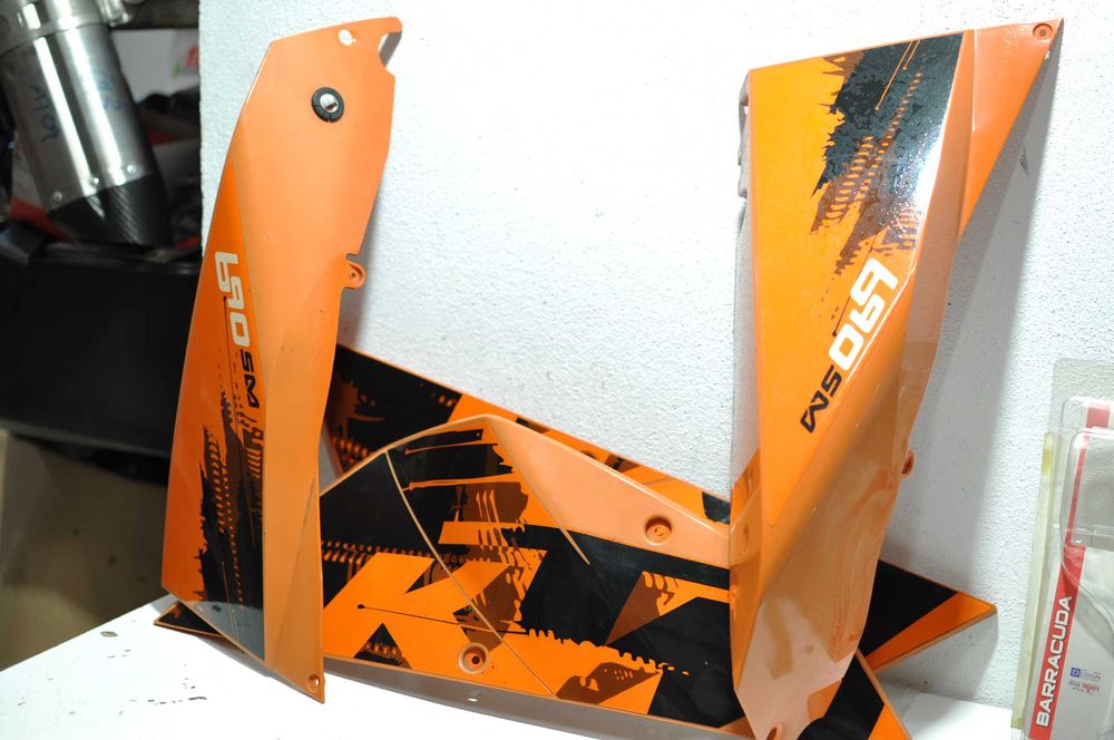 KTM690SM 2007 far cu carene