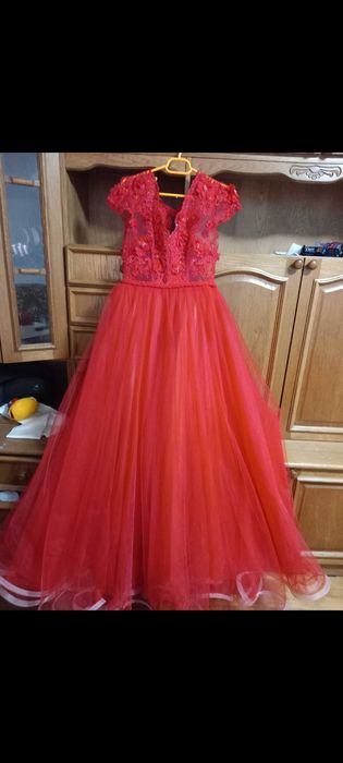 Rochie rosie de seara