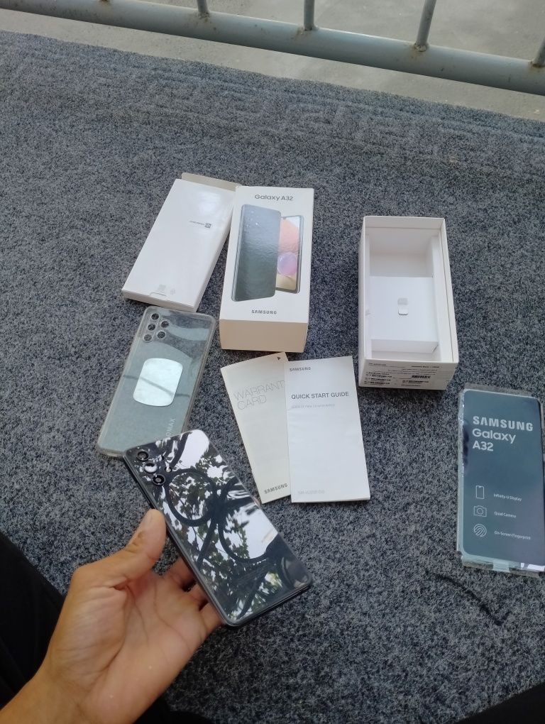 Samsung A32 sotiladi idelniy holatda