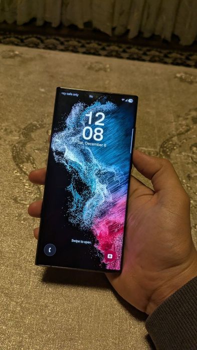 Samsung Galaxy S22 ultra 512 gb full komplekt obmen yo'q naqdga faqat