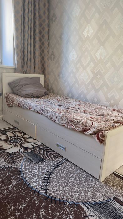 Кровать односпальная