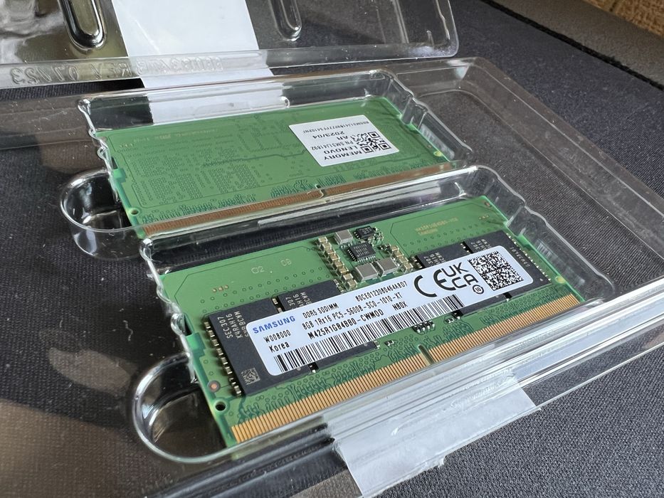 Kit Memorie RAM Laptop 2x8GB DDR5 Samsung 5600MHz