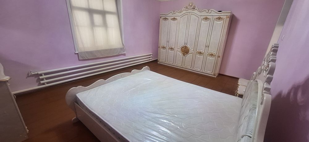 Mexmonxona va spalniy mebellari