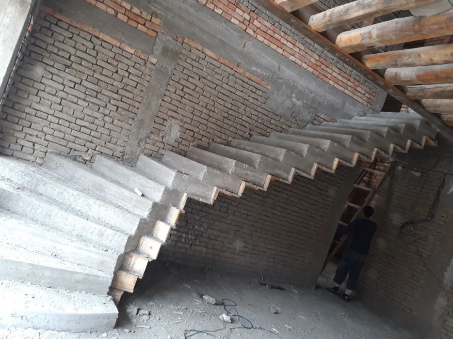 Заливаем лестница из бетона любой сложности