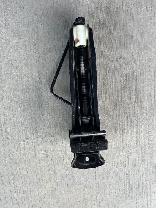 Крик за кола Ford