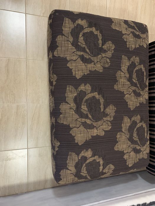 Табуретки два броя