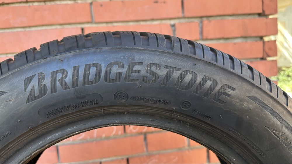 Продавам 2бр. Зимни гуми 185/65/15 Bridgestone