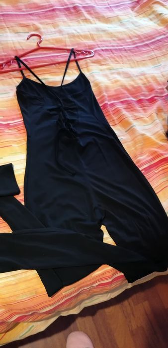 Vând salopetă sexy mulată S