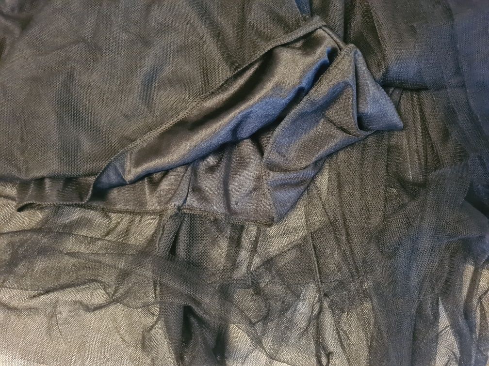 Fusta tulle neagra măsură universala