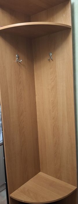 Продам деревянную вешалку