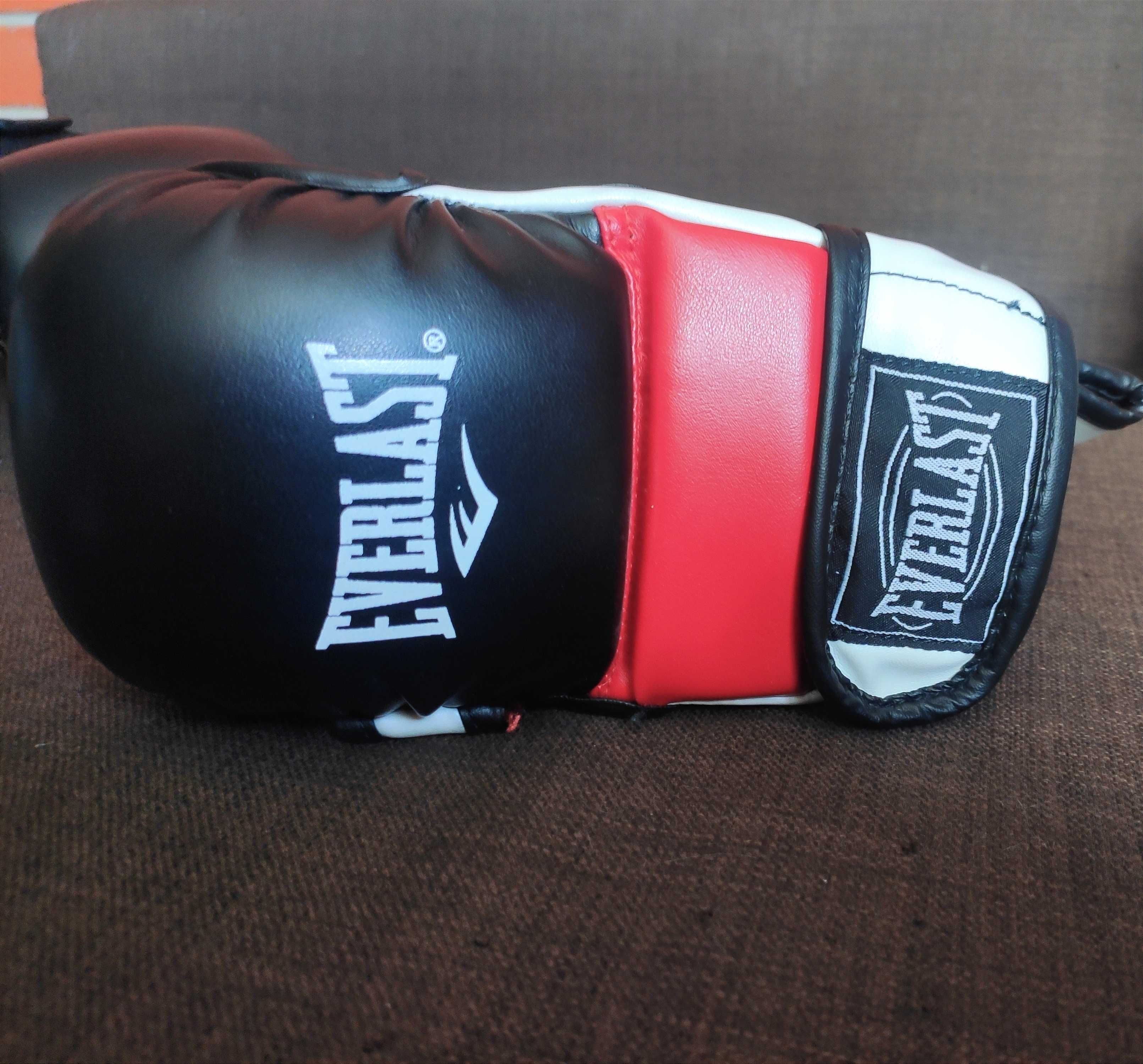 Перчатки Everlast – для смешанных единоборств. Размер S.