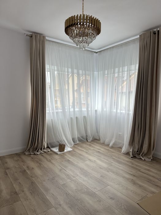 Inchiriez camera pentru salon/unghii/epilare definitiva