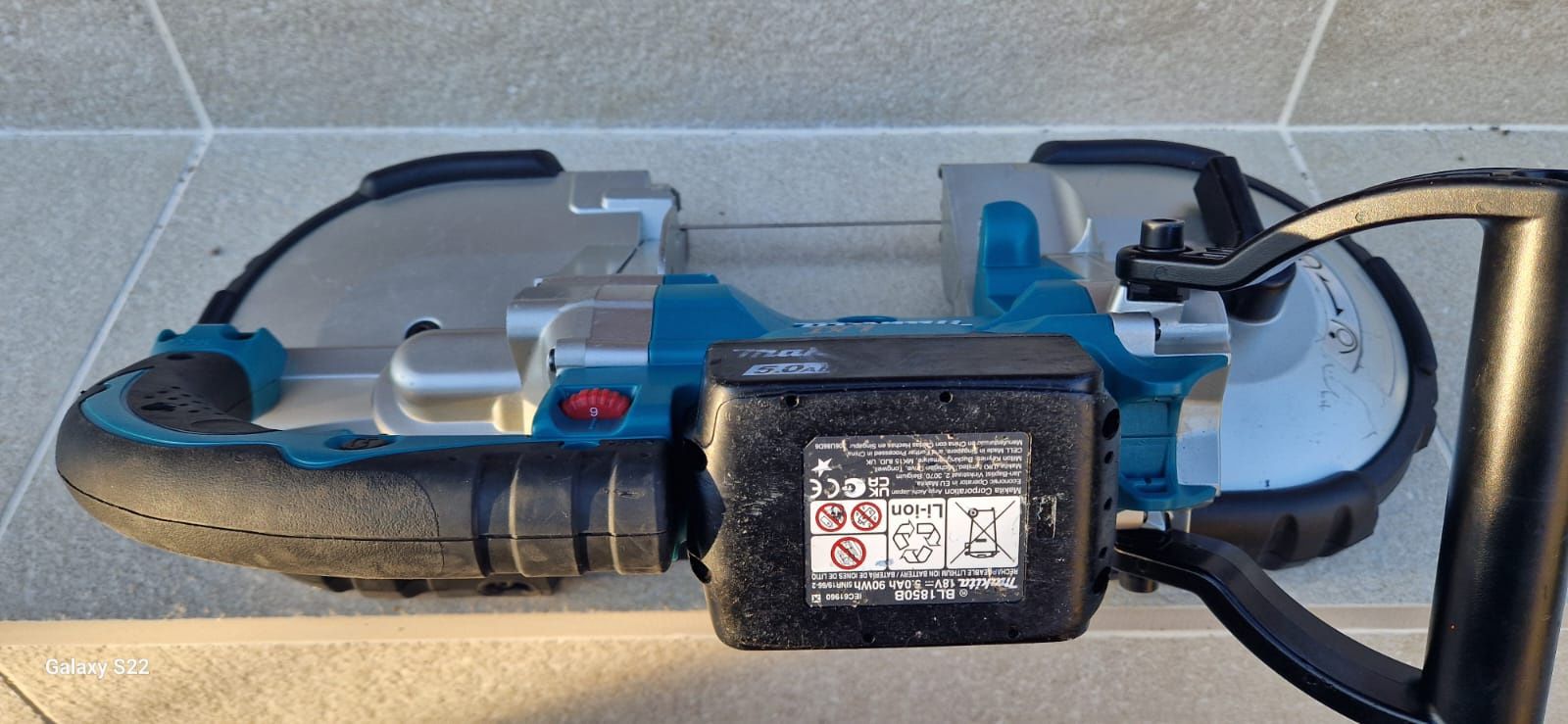 Makita ferestrău panglica pe acumulator