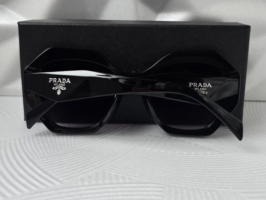 Дамски слънчеви очила многоъгълни