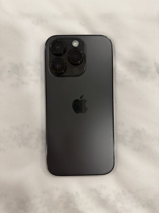 iPhone 14 Pro Space Black 256GB + Suport de birou cu incarcate Magsafe