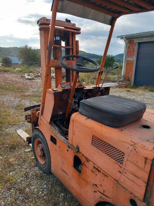 Vand stivuitor in stare de functionare buna